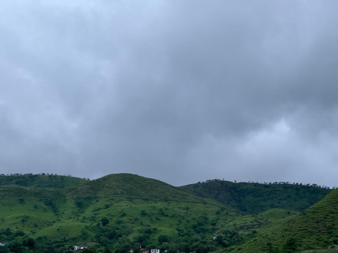 Jag Aravali Resort Udaipur By Naina Staycation - Best For Corporate Events - Family Parties - Mice Bagian luar foto